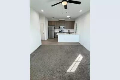 802 W Loop, El Campo, TX 77437 - Photo 8