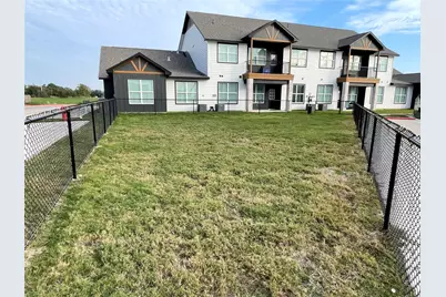 802 W Loop, El Campo, TX 77437 - Photo 18