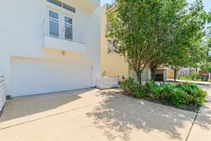 2364 Arlington St, Houston, TX 77008 - Photo 2
