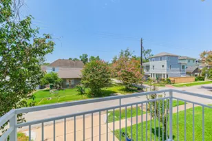 2364 Arlington St, Houston, TX 77008 - Photo 12