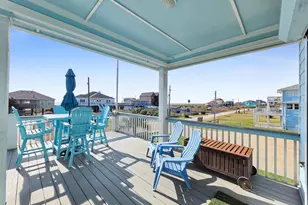 353 Atkinson St, Crystal Beach, TX 77650 - Photo 14