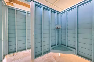 353 Atkinson St, Crystal Beach, TX 77650 - Photo 10