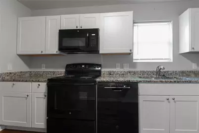 3621 Mainer Street #C, Houston, TX 77021 - Photo 4