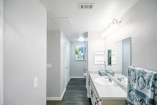 6710 Babcock Rd, San Antonio, TX 78249 - Photo 8