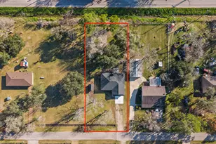 426 County Rd 243, Angleton, TX 77515 - Photo 30