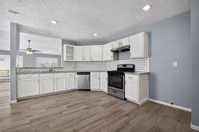 8322 Carmelwood Lane, Humble, TX 77338 - Photo 10