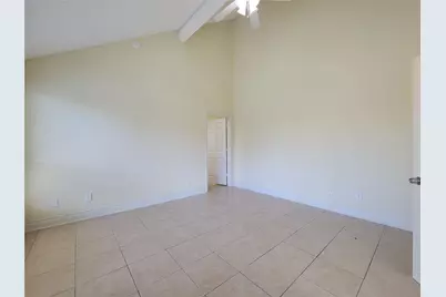 6215 Francis Marion Drive, Houston, TX 77091 - Photo 10