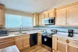12908 John Reynolds Rd, Galveston, TX 77554 - Photo 38