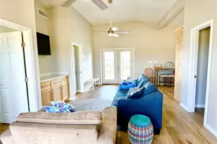 12908 John Reynolds Rd, Galveston, TX 77554 - Photo 36