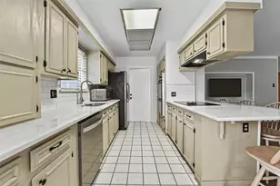 14318 Foxford Way, Houston, TX 77015 - Photo 14