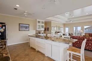 3125 James, Crystal Beach, TX 77650 - Photo 16