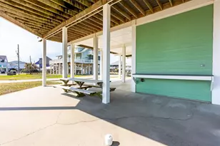 3125 James, Crystal Beach, TX 77650 - Photo 42