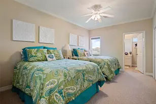 3125 James, Crystal Beach, TX 77650 - Photo 30