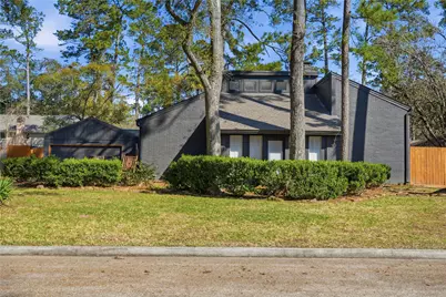 2211 Hickory Creek Drive, Kingwood, TX 77339 - Photo 2