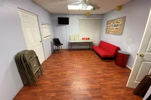 1102 75th St, Houston, TX 77011 - Photo 20