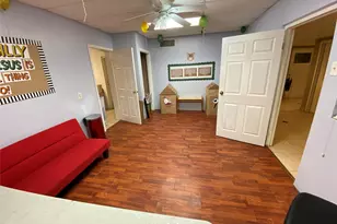 1102 75th St, Houston, TX 77011 - Photo 22