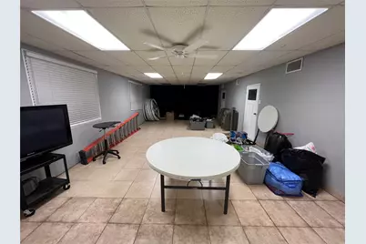 1102 75th Street, Houston, TX 77011 - Photo 14