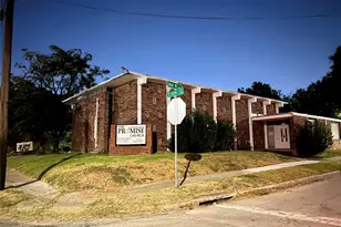 1102 75th St, Houston, TX 77011 - Photo 2