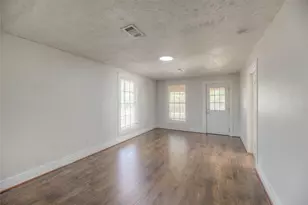 204 S Pitzer, Colmesneil, TX 75938 - Photo 6