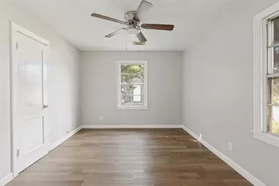 302 14th Street N, Texas City, TX 77590 - Photo 8