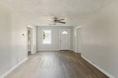 302 14th Street N, Texas City, TX 77590 - Photo 18
