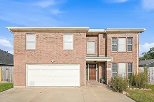 10027 Glenkirk Dr, Houston, TX 77089 - Photo 1