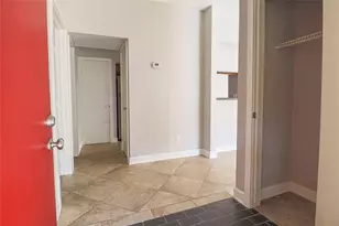 2025 Augusta Dr, Houston, TX 77057 - Photo 14