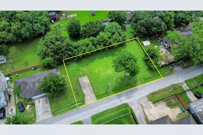 2825 Iola Street, Houston, TX 77017 - Photo 2