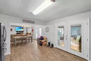 6125 Broadoak St, Beaumont, TX 77713 - Photo 8