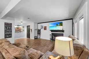 6125 Broadoak St, Beaumont, TX 77713 - Photo 4