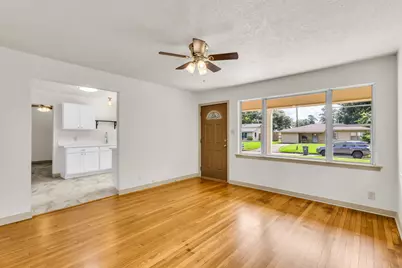 695 Callaway Drive, Beaumont, TX 77706 - Photo 12