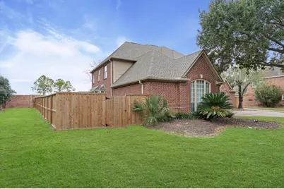 3207 Scenic Elm Street, Houston, TX 77059 - Photo 44