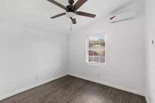 4126 Paladino St, Bacliff, TX 77518 - Photo 10