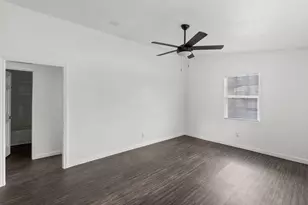 4126 Paladino St, Bacliff, TX 77518 - Photo 8