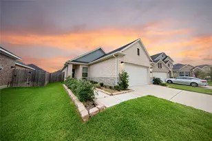31206 Whitfield Ct, Fulshear, TX 77441 - Photo 1