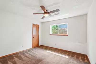 2275 Woodland Springs Street, Houston, TX 77077 - Photo 22