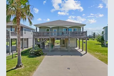 956 Townsend, Crystal Beach, TX 77650 - Photo 38