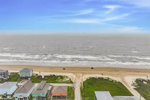 956 Townsend, Crystal Beach, TX 77650 - Photo 36