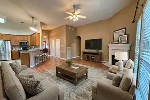 9206 Hidden Lake E, Magnolia, TX 77354 - Photo 6