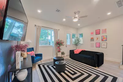 2909 Nagle Street, Houston, TX 77004 - Photo 8