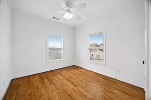 916 Lawrence St, Houston, TX 77008 - Photo 20