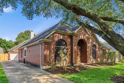 334 Indian Summer Drive, Sugar Land, TX 77479 - Photo 2
