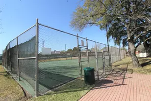 4611 Silver Fox Dr, Houston, TX 77066 - Photo 48