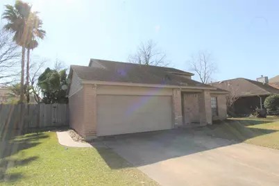 4611 Silver Fox Drive, Houston, TX 77066 - Photo 2