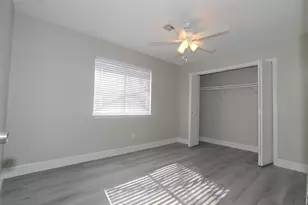 4611 Silver Fox Dr, Houston, TX 77066 - Photo 38