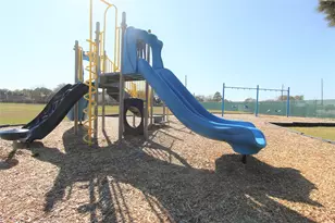 4611 Silver Fox Dr, Houston, TX 77066 - Photo 46