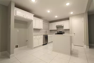 4611 Silver Fox Drive, Houston, TX 77066 - Photo 16