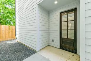 5703 Balbo St, Houston, TX 77091 - Photo 4