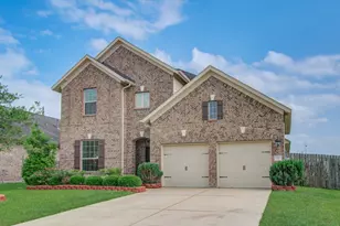 7610 River Pass Dr, Pearland, TX 77581 - Photo 2
