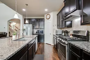 7610 River Pass Dr, Pearland, TX 77581 - Photo 18